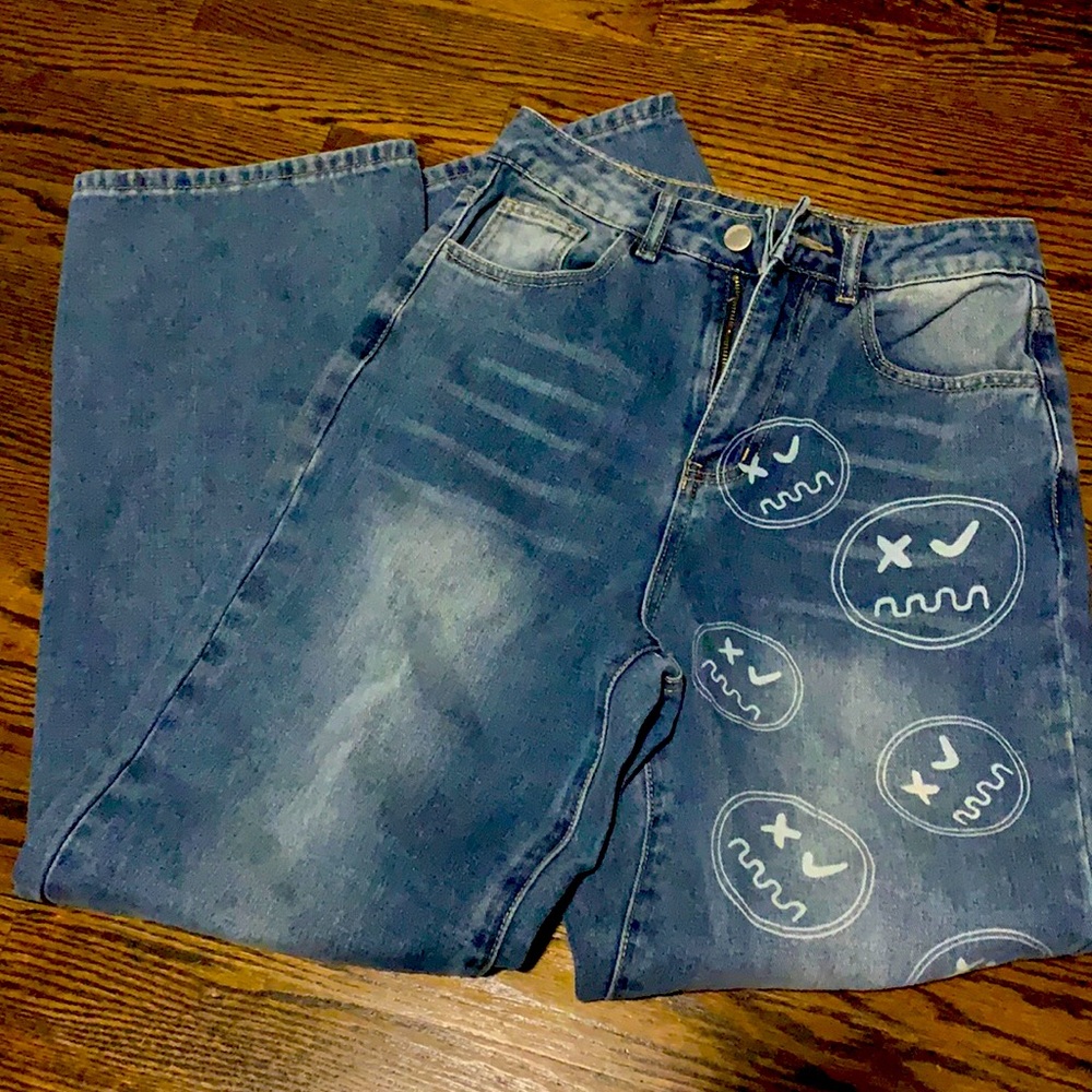 Emoji imprinted baggy jeans!